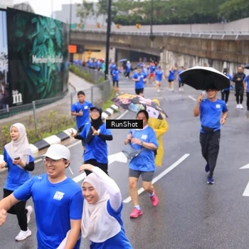 Runner Photo 7939886