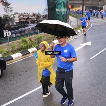 Runner Photo 7939895