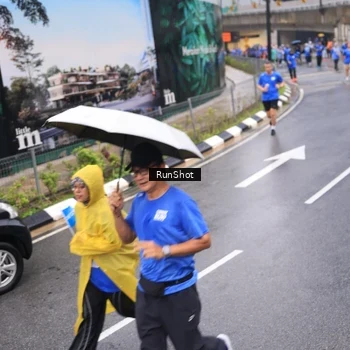 Runner Photo 7939899
