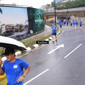 Runner Photo 7939902