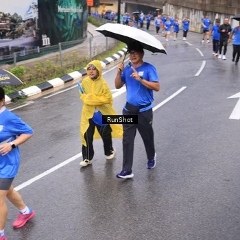 Runner Photo 7939907