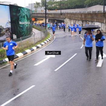 Runner Photo 7939920