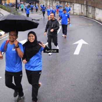 Runner Photo 7939937