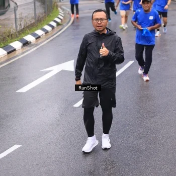 Runner Photo 7939951