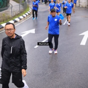 Runner Photo 7939966