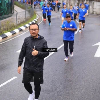Runner Photo 7939967