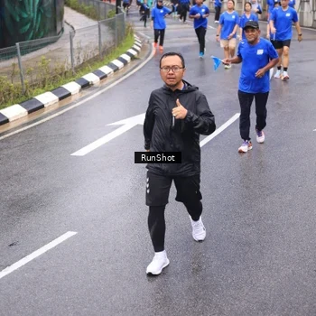 Runner Photo 7939968