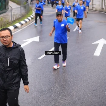 Runner Photo 7939973