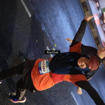 Runner Photo 7939980