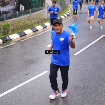 Runner Photo 7939981