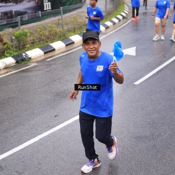 Runner Photo 7939988