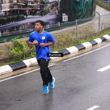 Runner Photo 7939999