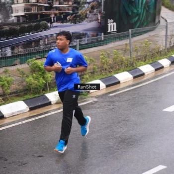 Runner Photo 7940001