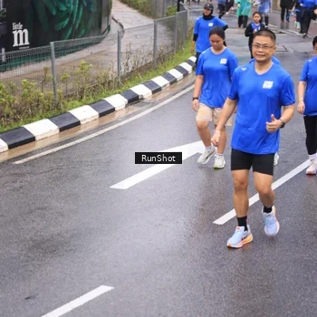 Runner Photo 7940012