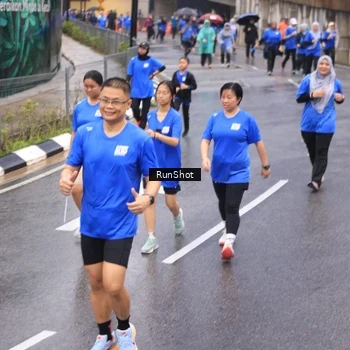 Runner Photo 7940017