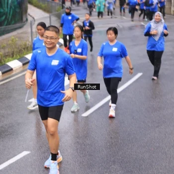 Runner Photo 7940019