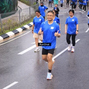 Runner Photo 7940020