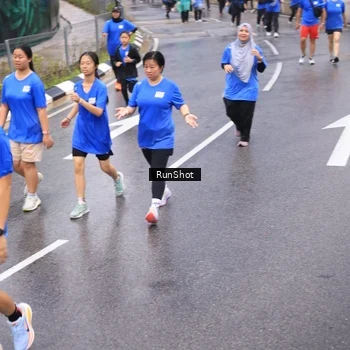 Runner Photo 7940029
