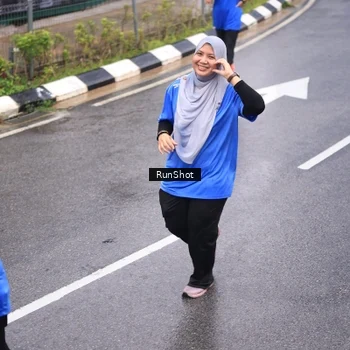 Runner Photo 7940057