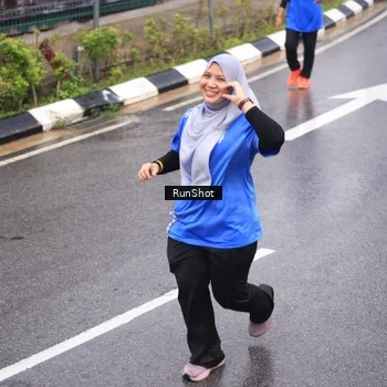 Runner Photo 7940059