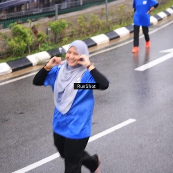 Runner Photo 7940065