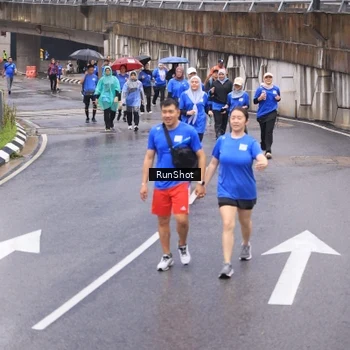 Runner Photo 7940083