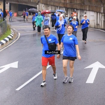 Runner Photo 7940090