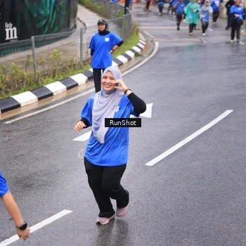 Runner Photo 7940108