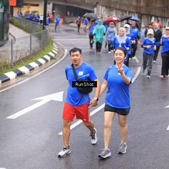 Runner Photo 7940111