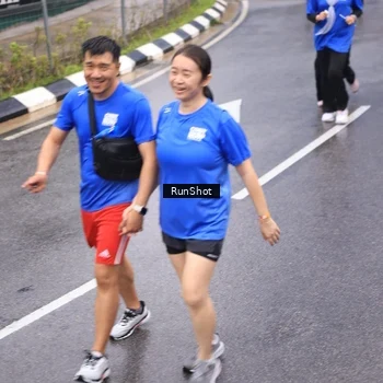 Runner Photo 7940113