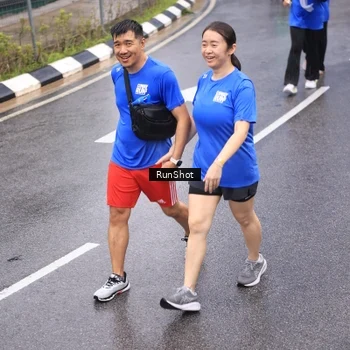 Runner Photo 7940115