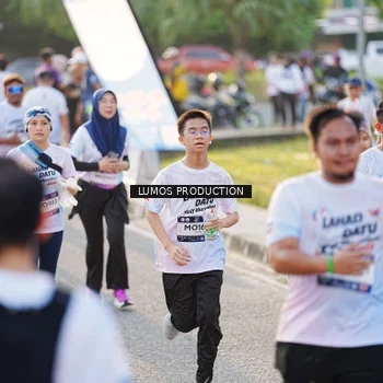 Runner Photo 7940141