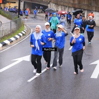 Runner Photo 7940144