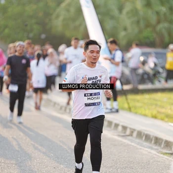 Runner Photo 7940148