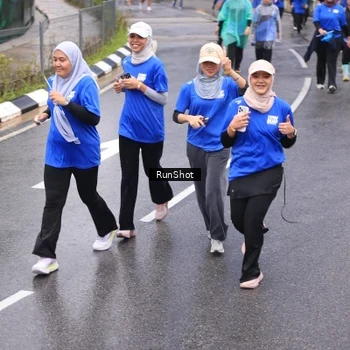Runner Photo 7940162