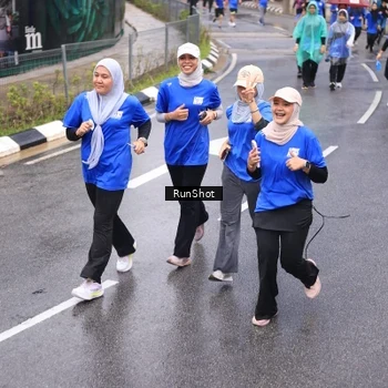Runner Photo 7940166