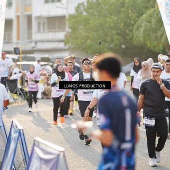 Runner Photo 7940177