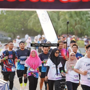 Runner Photo 7940189