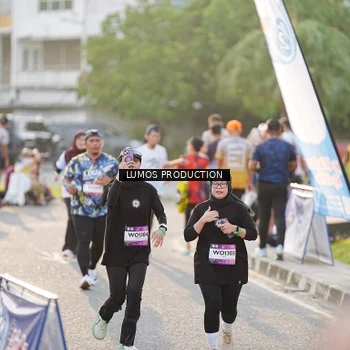 Runner Photo 7940192