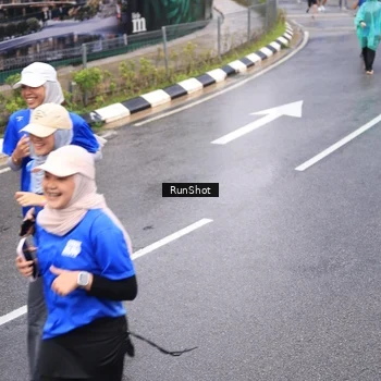 Runner Photo 7940205