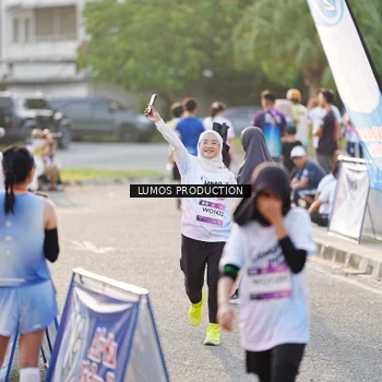 Runner Photo 7940211