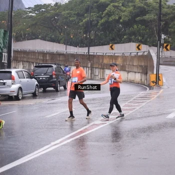 Runner Photo 7940221
