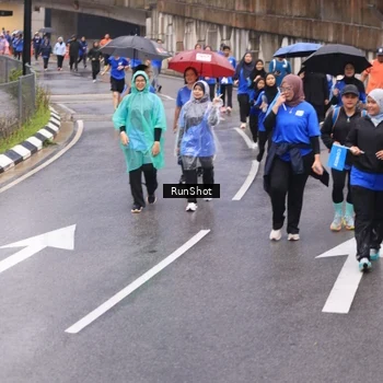 Runner Photo 7940229