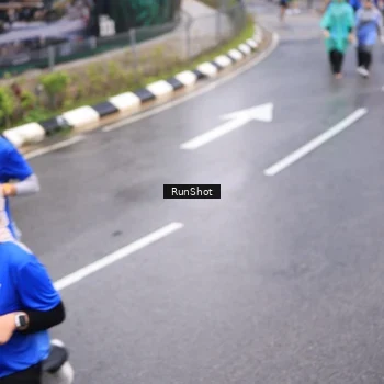 Runner Photo 7940240