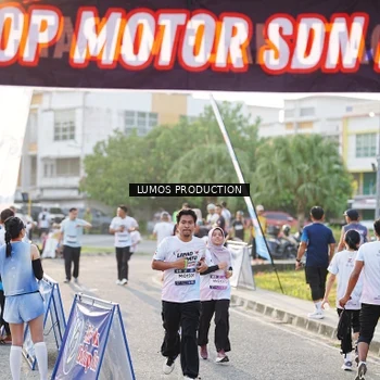 Runner Photo 7940248