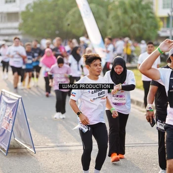 Runner Photo 7940259