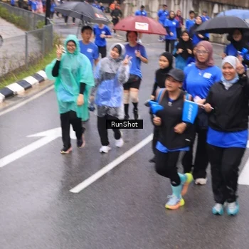 Runner Photo 7940260