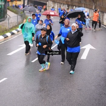 Runner Photo 7940271