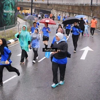 Runner Photo 7940294