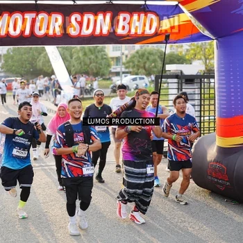 Runner Photo 7940302